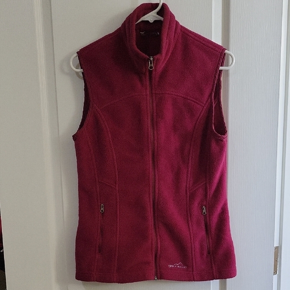 Eddie Bauer Jackets & Blazers - Eddie Bauer Women's Vest in Marooon